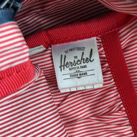 Herschel Heritage Backpack, Mid Volume, Navy Blue with Brown Leather - Picture 6 of 7